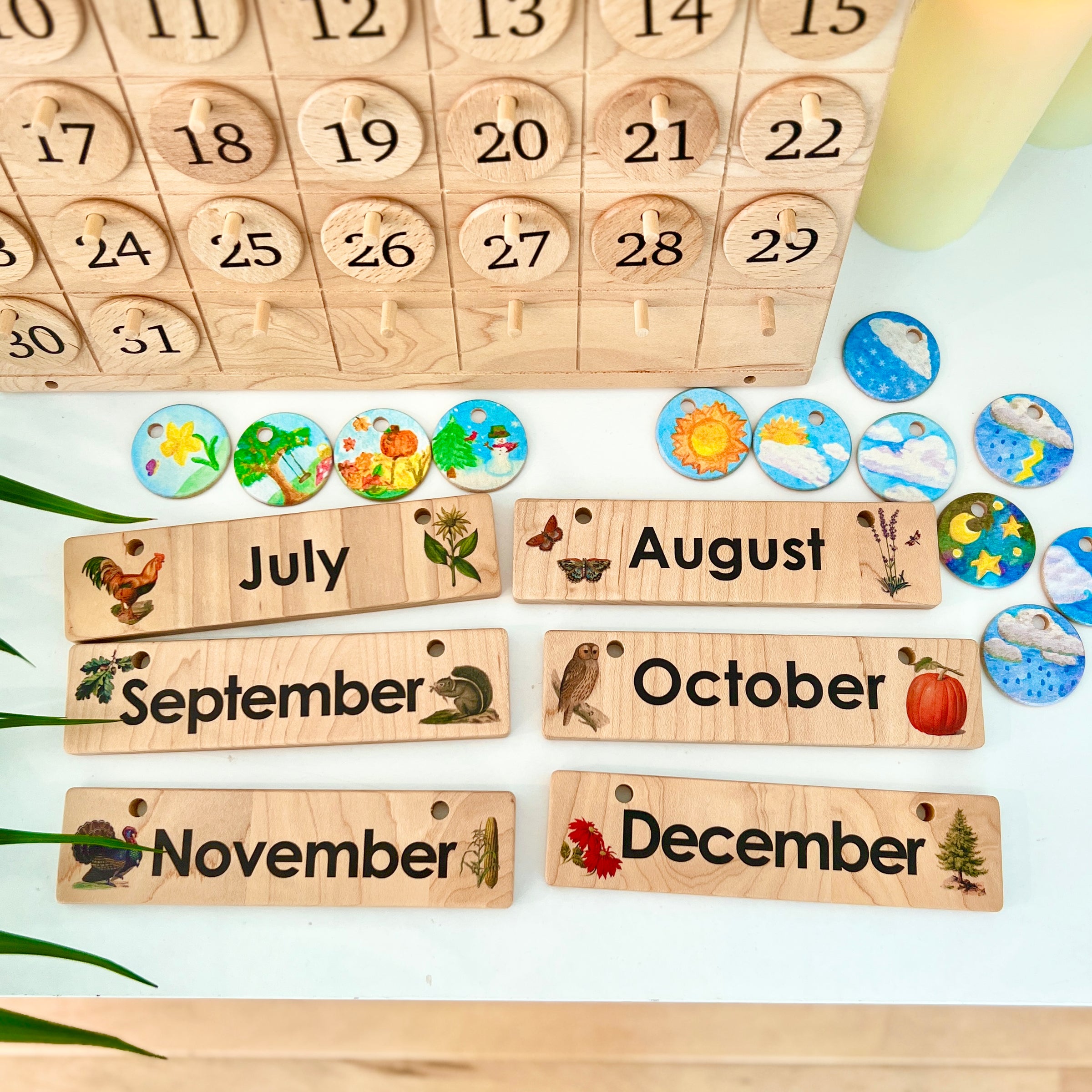 Stand for Classroom/School Calendars – Treasures From Jennifer